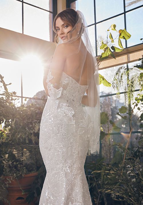 Style 2519 Winston, Casablanca Bridal