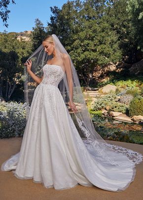 Style 2522 August, Casablanca Bridal