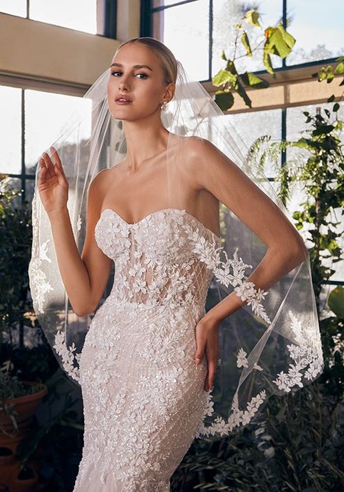 Style 2523 Evelise, Casablanca Bridal