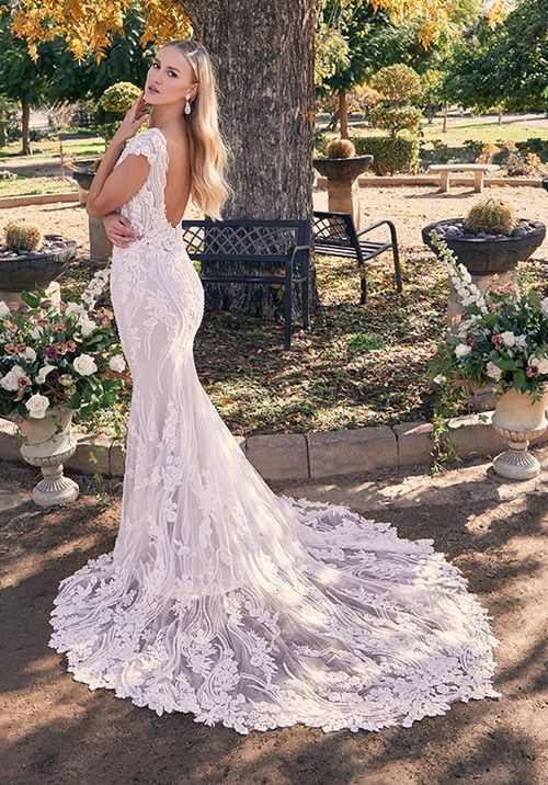 Style 2526 Genevieve, Casablanca Bridal