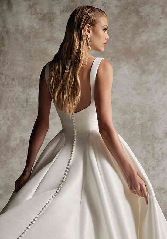 Dabira Ball Gown Wedding Dress by Justin Alexander Signature