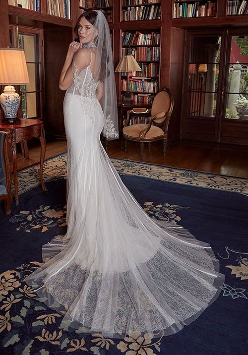 2542, Casablanca Bridal