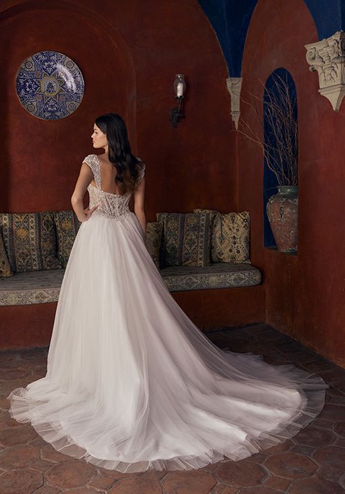 2547, Casablanca Bridal