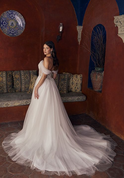 2547, Casablanca Bridal