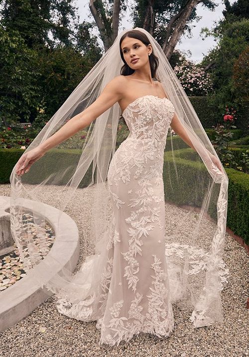 2548, Casablanca Bridal