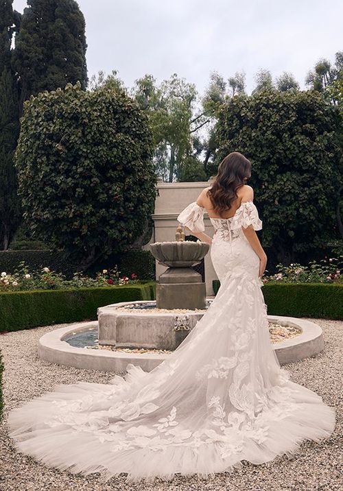 2552, Casablanca Bridal