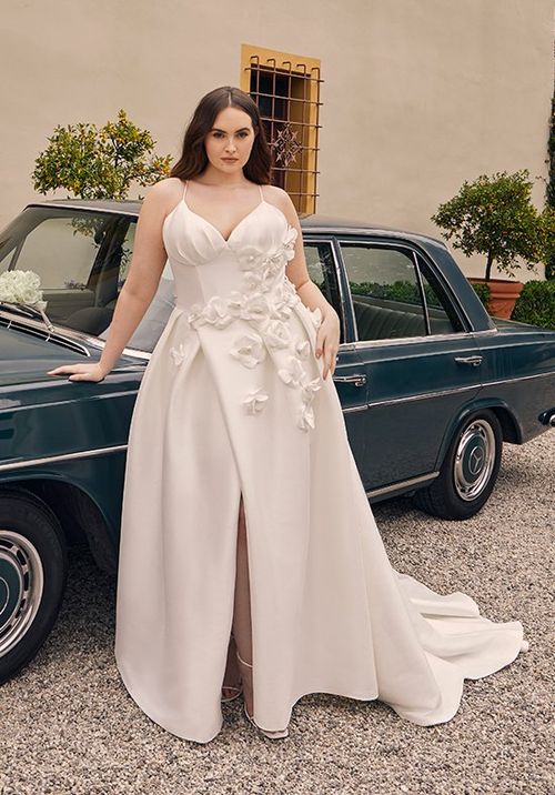 2556C, Casablanca Bridal