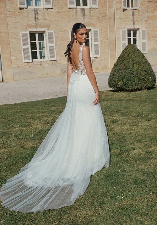 44453, Sincerity Bridal