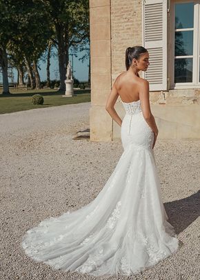 44461, Sincerity Bridal