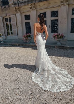 44467, Sincerity Bridal