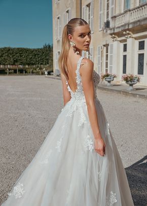44468, Sincerity Bridal