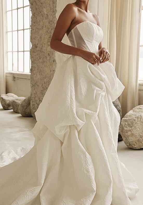 chinese dress ladies Never Worn Martina Liana Modest Long Sleeve Lace A-Line Wedding Dress with main image 1