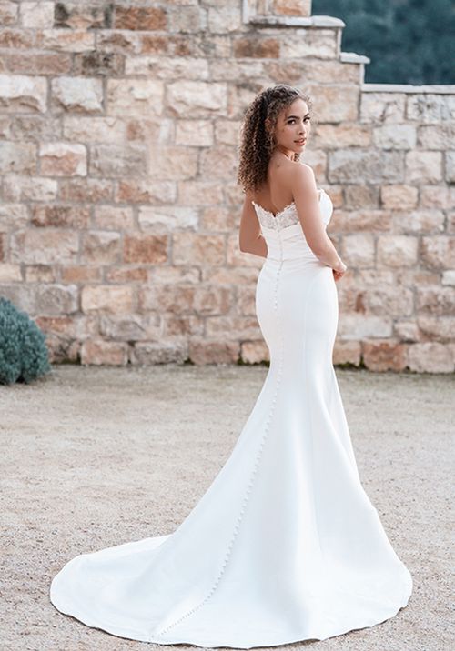 A1256, Allure Bridals