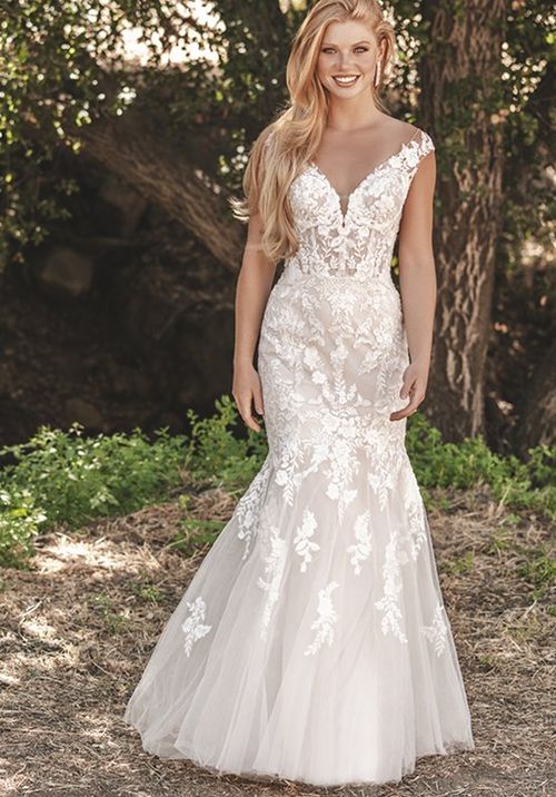 R3712, Allure Romance