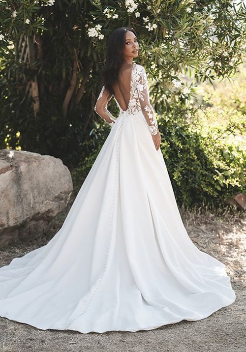 R3713, Allure Romance