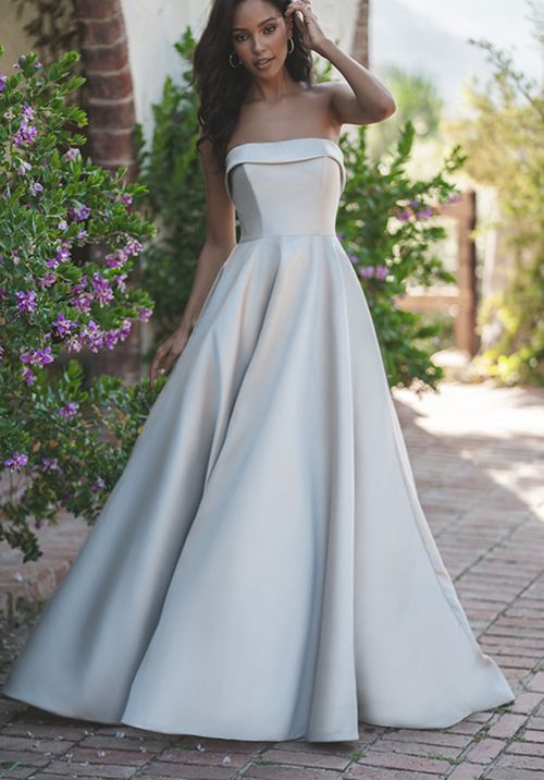 R3715, Allure Romance