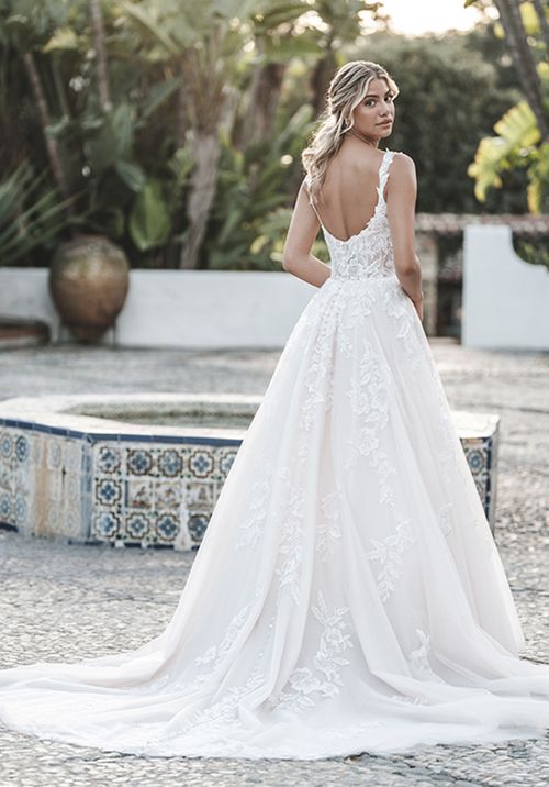 R3754, Allure Romance