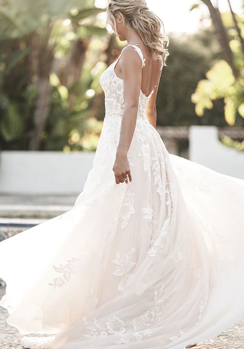 R3754, Allure Romance