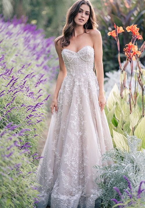 C720, Allure Couture