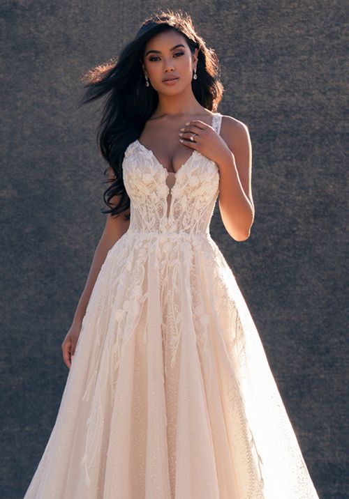 C724, Allure Couture