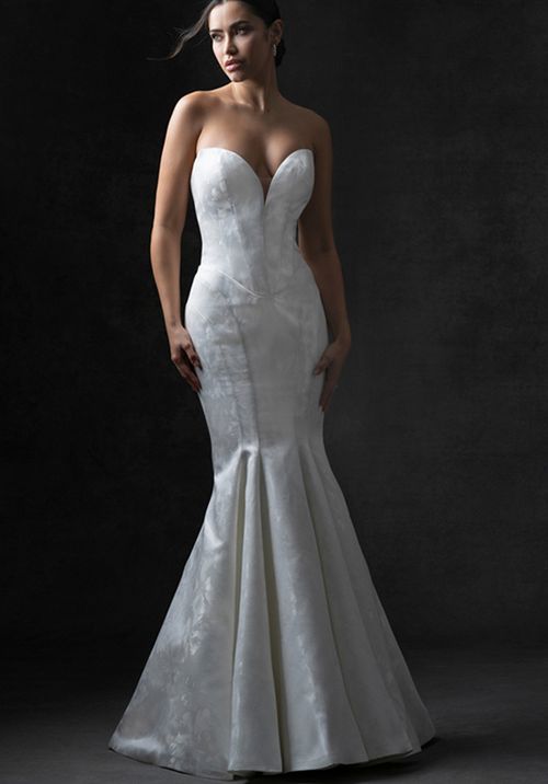 C746, Allure Couture