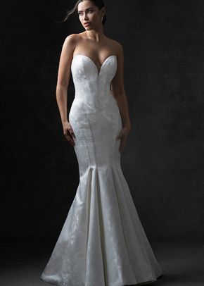 C746, Allure Couture