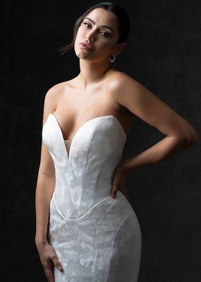C746, Allure Couture