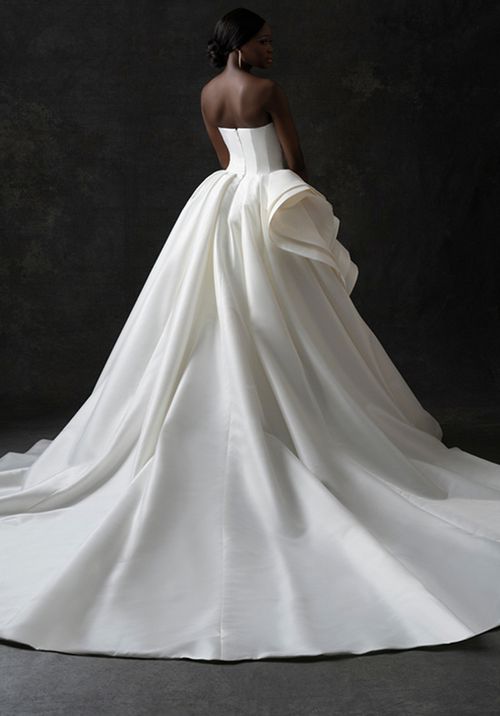 C752, Allure Couture