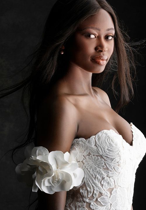 C753, Allure Couture