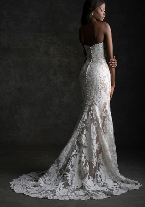 C753, Allure Couture