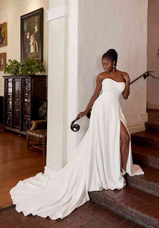 D4225 A-line Wedding Dress by Essense of Australia