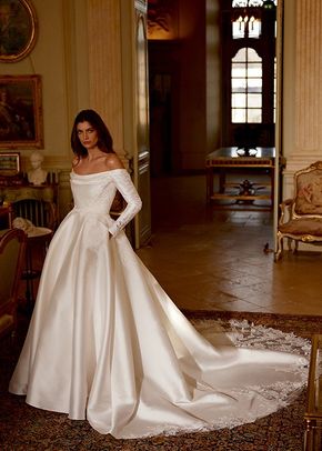 Josephine, Justin Alexander