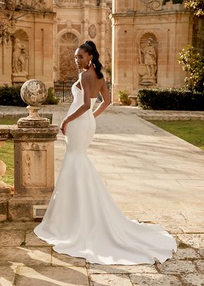 44496, Sincerity Bridal