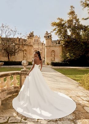 44496, Sincerity Bridal