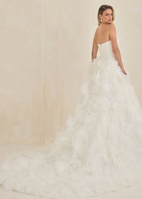 B25106 Bohdana, Blanc by Calla Blanche
