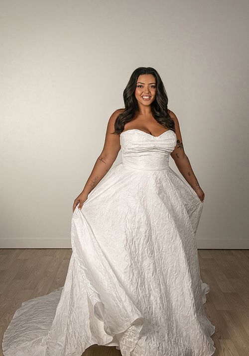 SY8059, Stella York