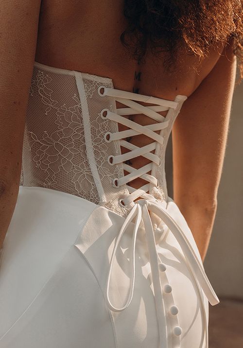 SY8081, Stella York