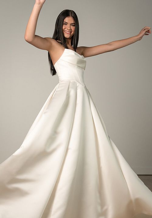 SY8084, Stella York