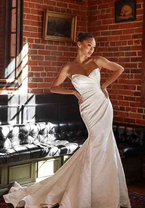 D4300 Flared cut / Fit-n-Flare Wedding Dress by Essense of Australia -  WeddingWire.com