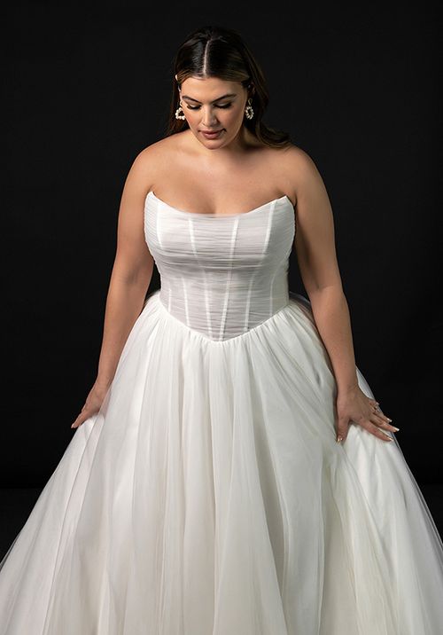 ML1940+, Martina Liana