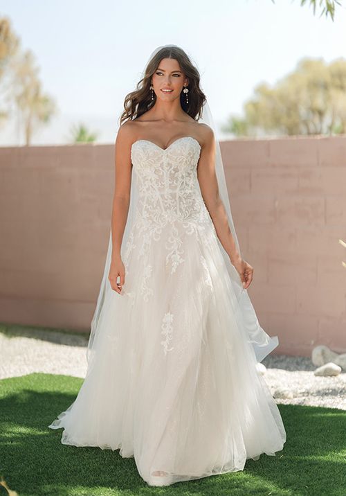 SY8205, Stella York