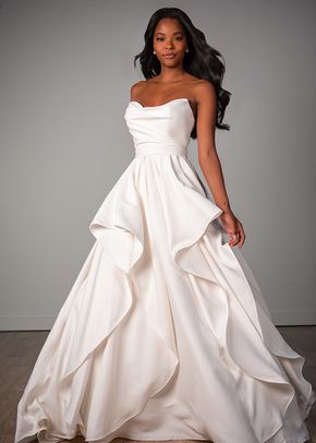 SY8212, Stella York