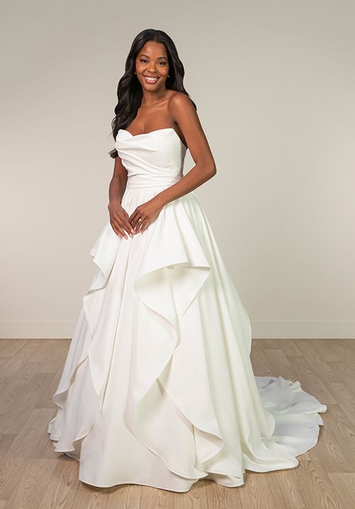 SY8212, Stella York