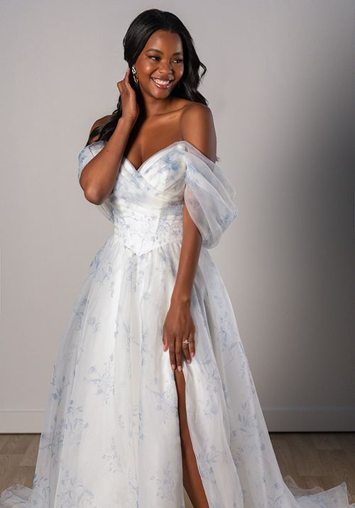 SY8215, Stella York
