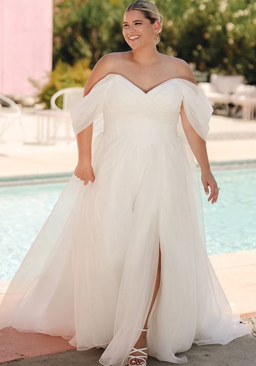 SY8215, Stella York