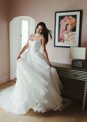 SY8222, Stella York