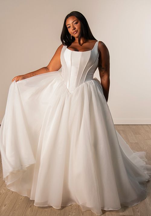 SY8222+, Stella York