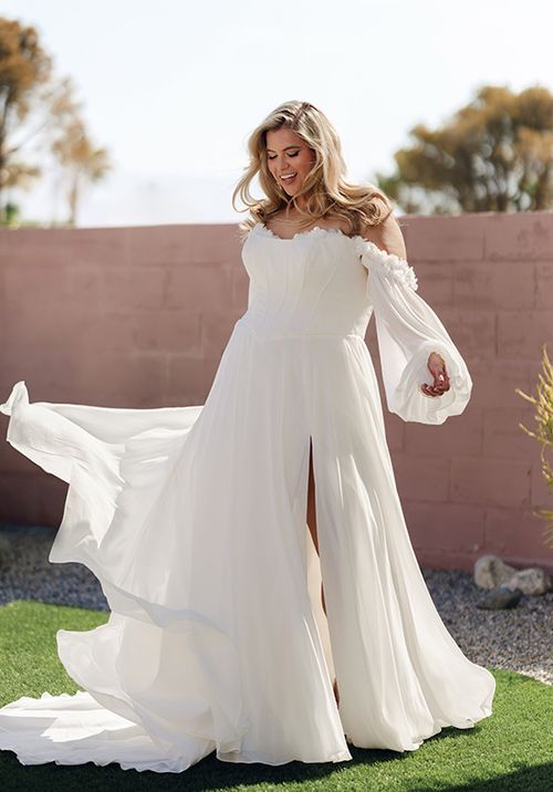 SY8244+, Stella York