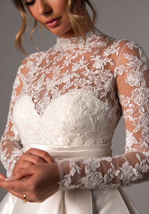 SY8230, Stella York