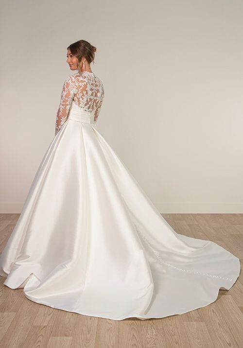 SY8230, Stella York